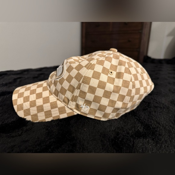 Checkered Seahawks hat 47’ - Picture 4 of 5